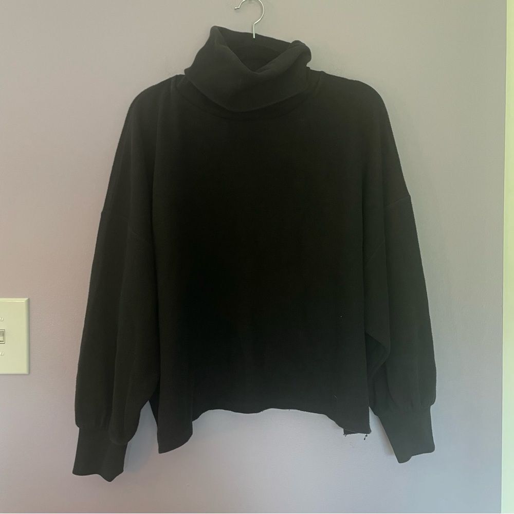 Who What Wear Black Turtleneck Sweater size Medium Balloon Sleeves Boxy Fit